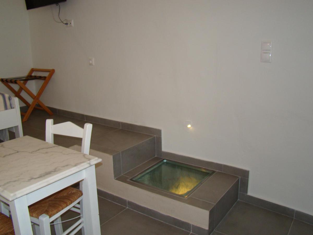 Efi'S Apartments Plaka  Екстер'єр фото